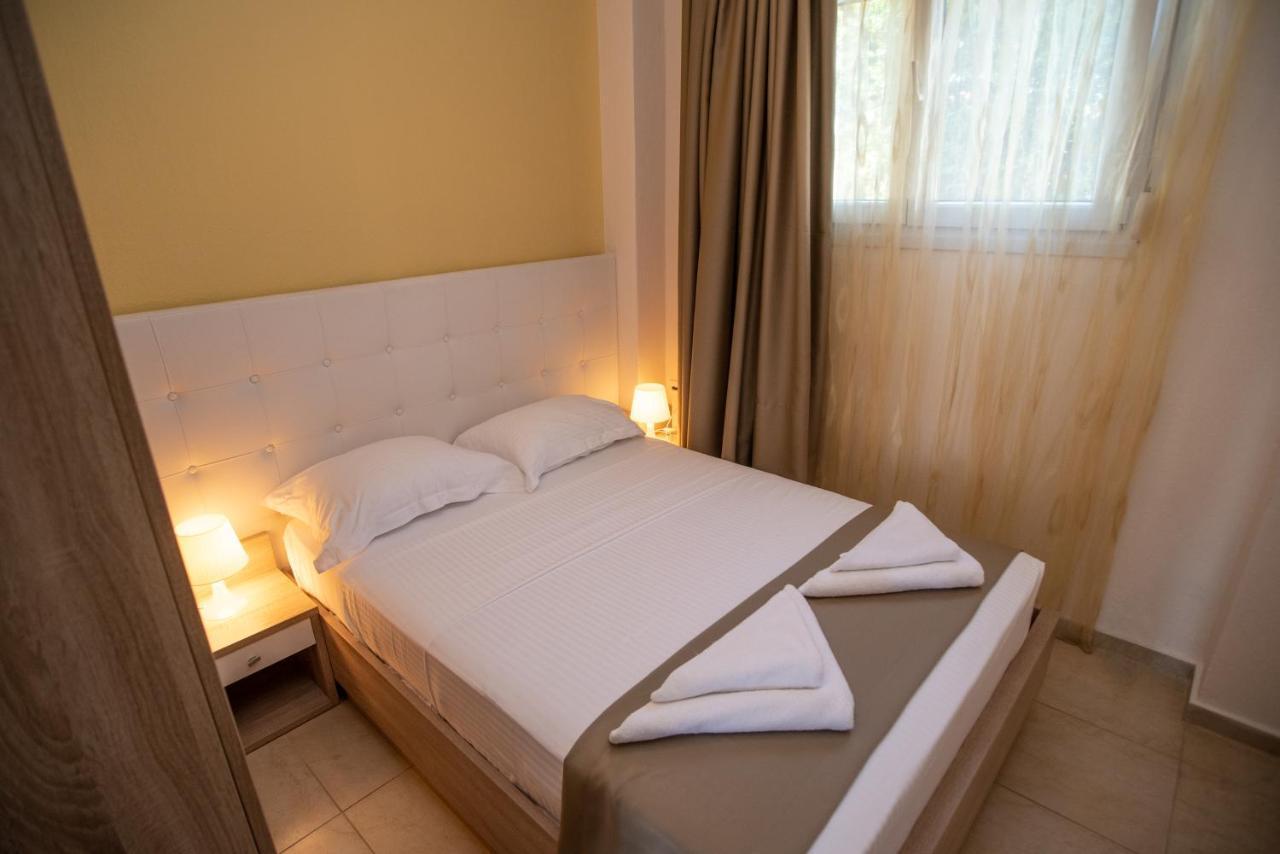 Lagaria Apartments Afytos Buitenkant foto